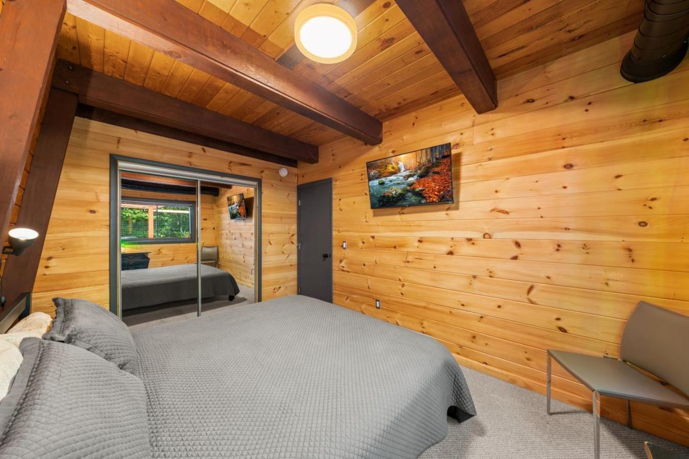 Treetops Chalet - 3Bd/2Bt Boutique Cabin W/Mt Leconte Views In Gatlinburg Exterior photo